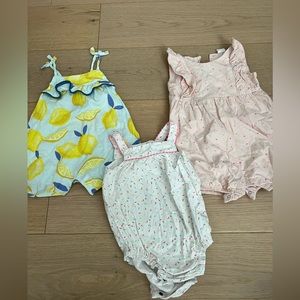 Set of 3 romper/bubbles from gap
